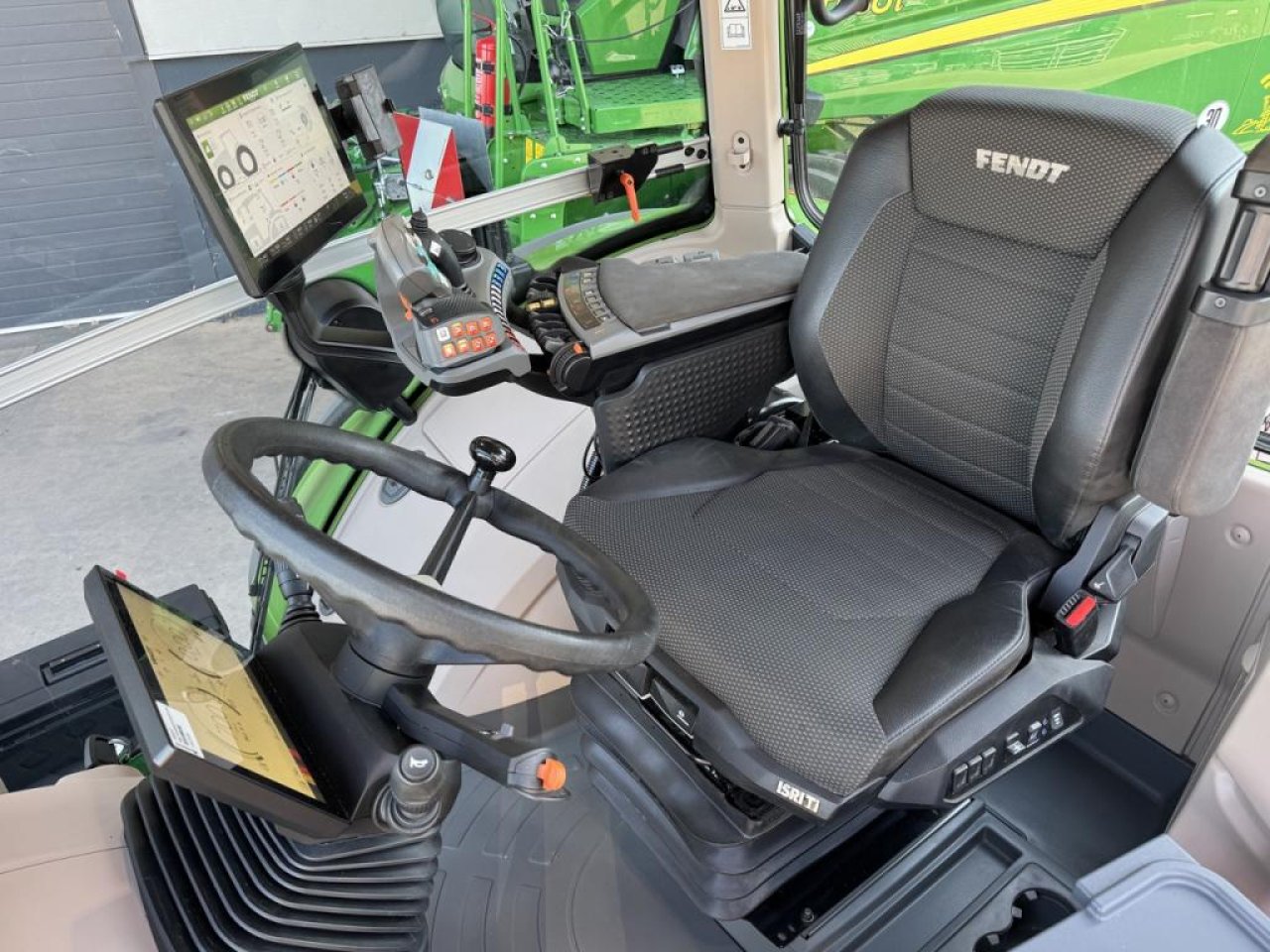 Fendt 832 Profi-Plus