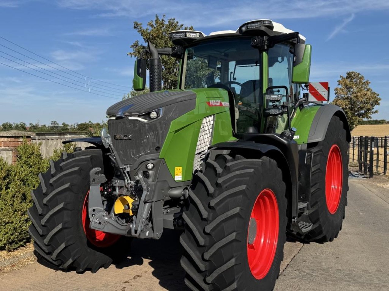 Fendt 832 Profi-Plus