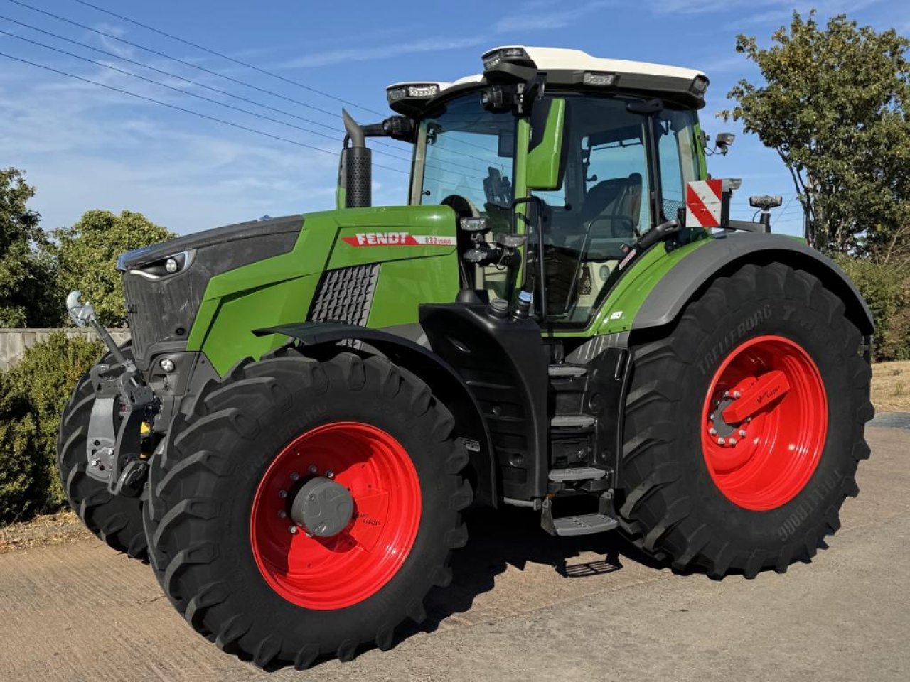 Fendt 832 Profi-Plus
