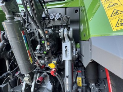 Fendt 832 Profi-Plus