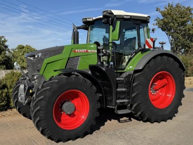 Fendt 832 Profi-Plus