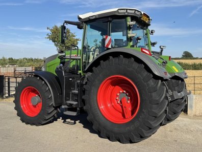 Fendt 832 Profi-Plus