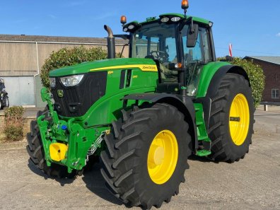 John Deere 6M 240