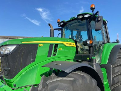 John Deere 6M 240