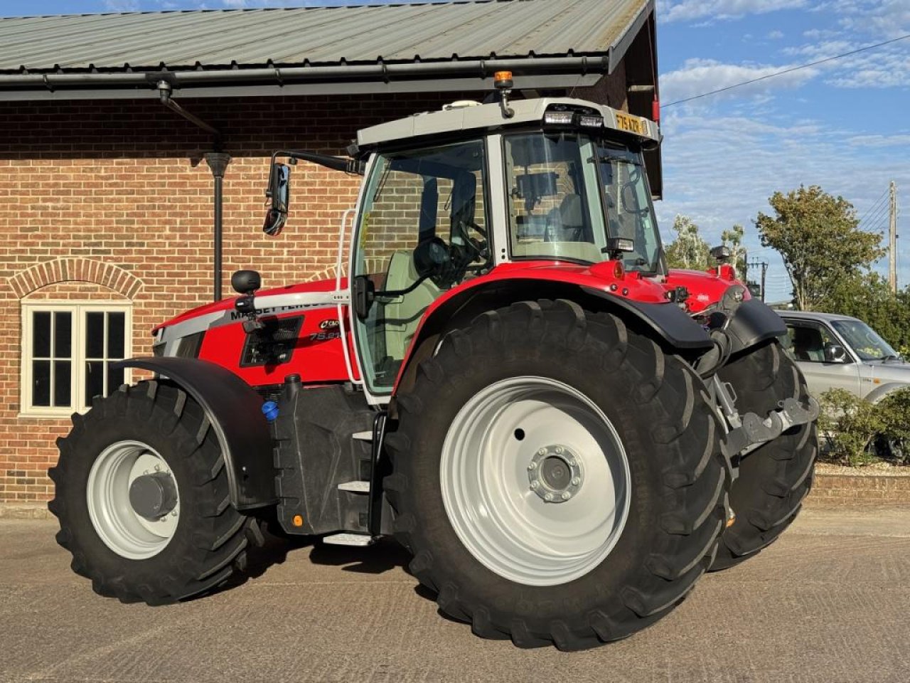 Massey Ferguson 7S.210 Exclusive