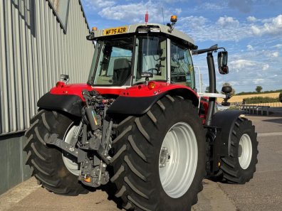 Massey Ferguson 7S.210 Exclusive