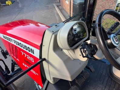 Massey Ferguson 7726 Efficient