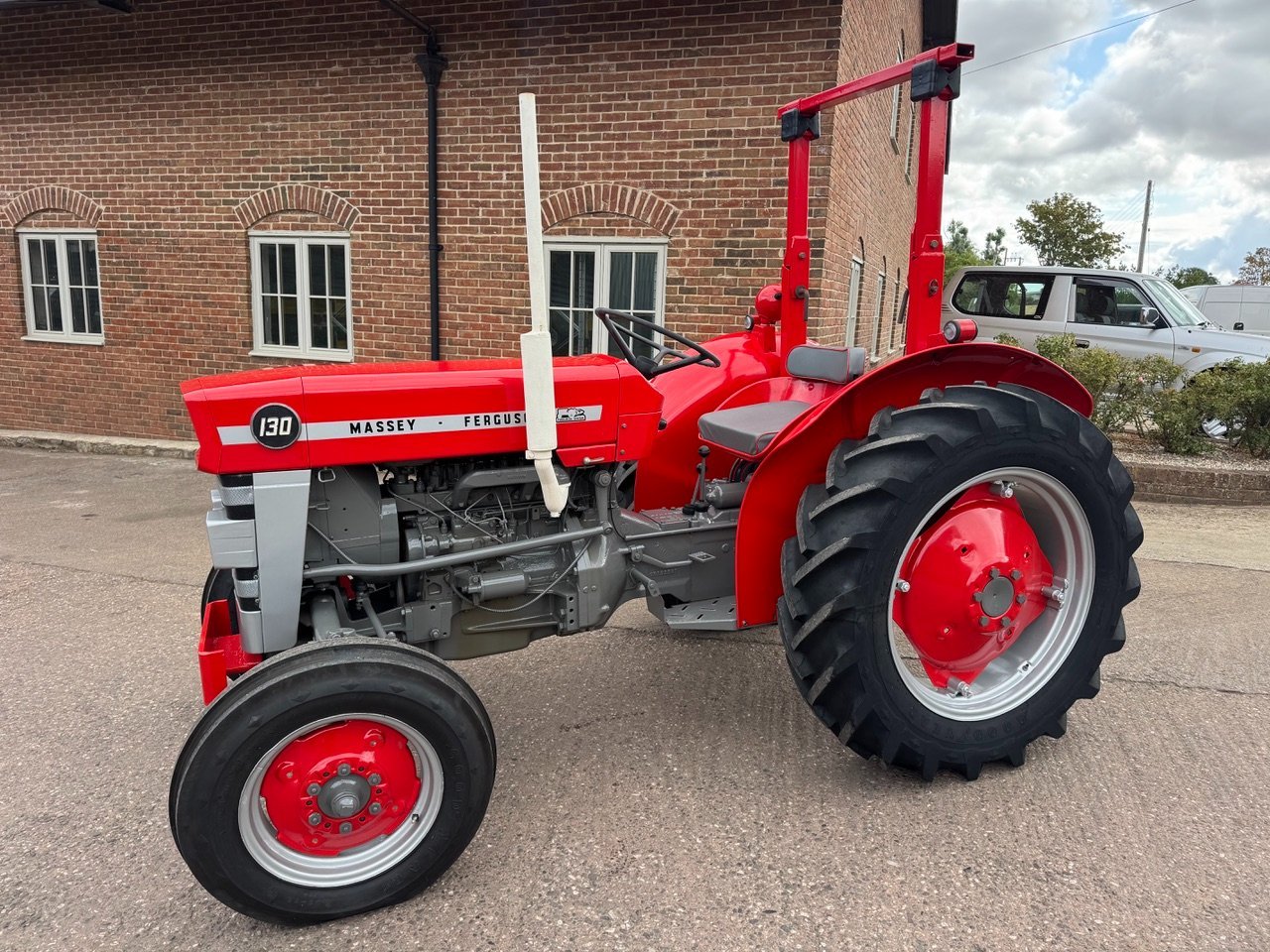Massey Ferguson 130