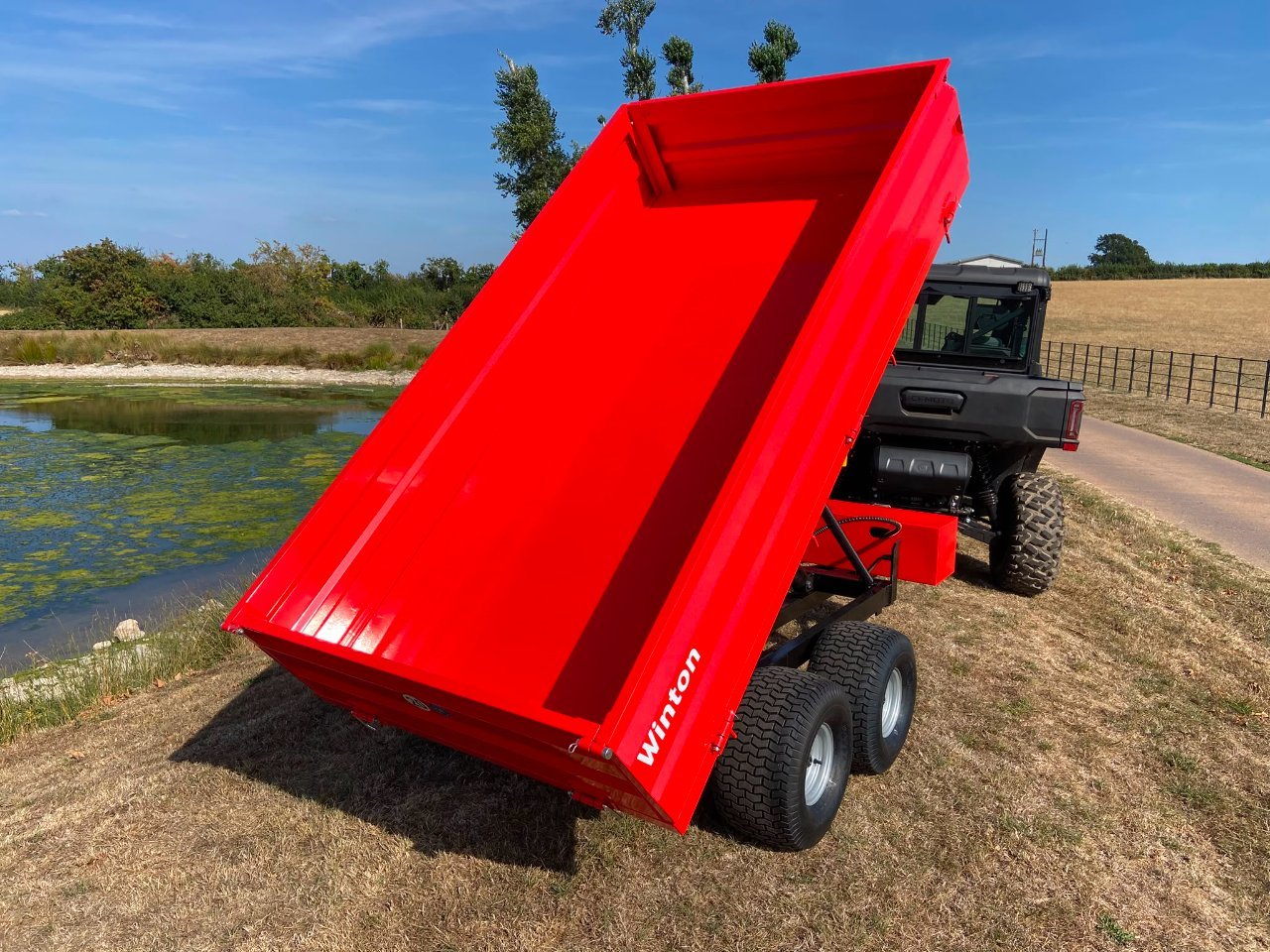 Winton 2 ton tipping trailer