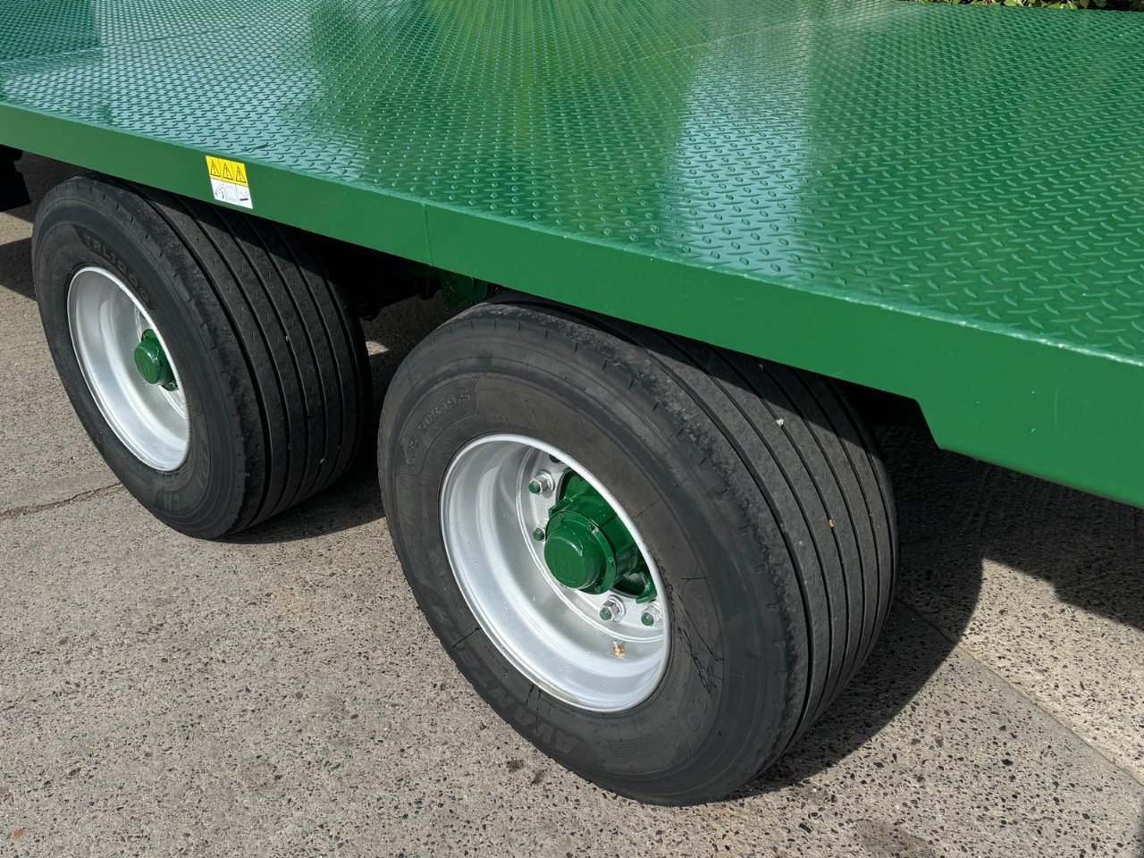 Bailey 14 ton flat trailer