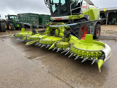 Orbis 750 10 row maize header