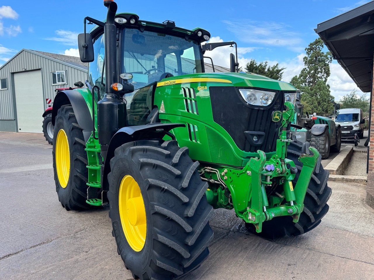 John Deere 6215R