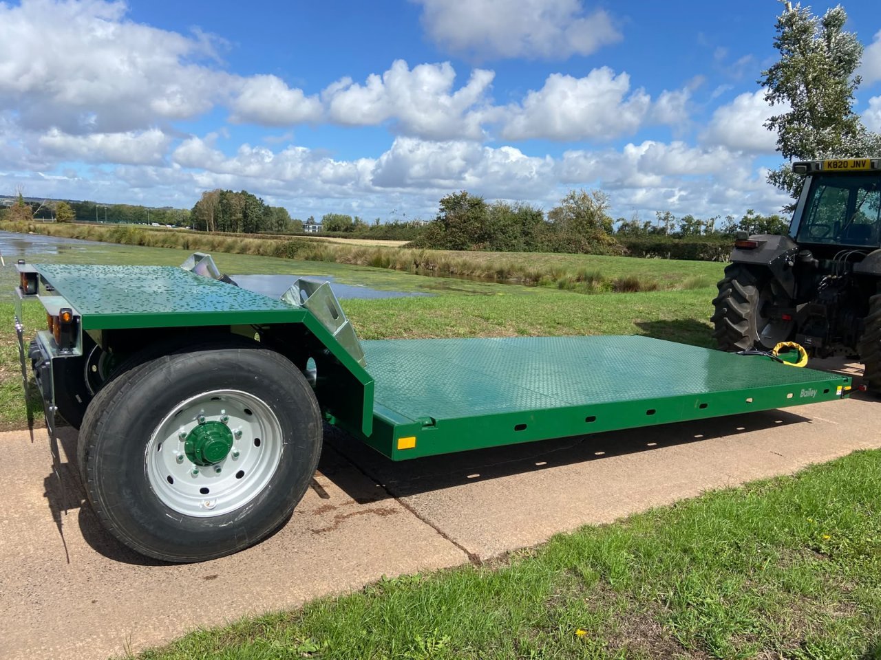 Bailey drop deck low loader