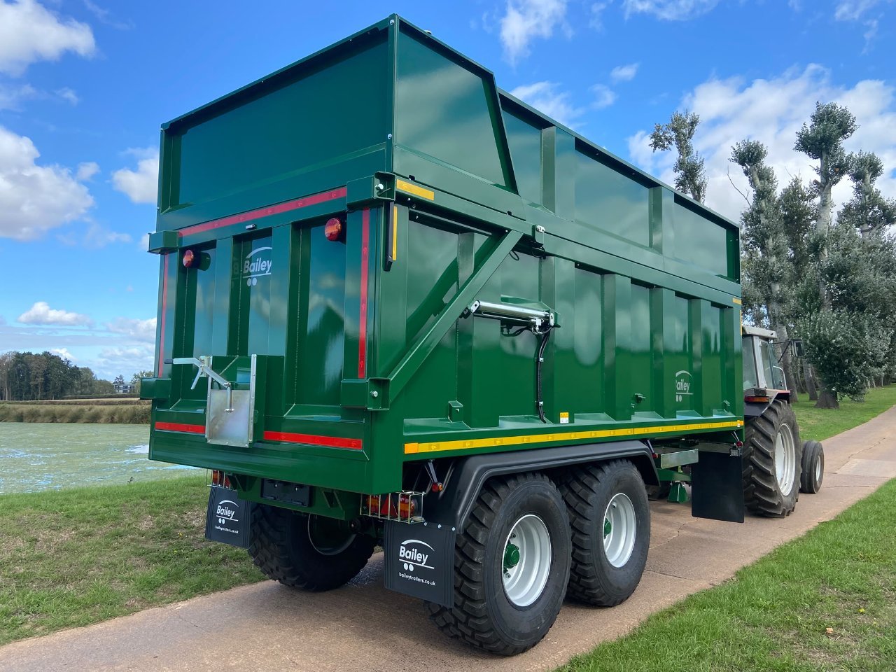 Bailey 14 ton TB silage trailer