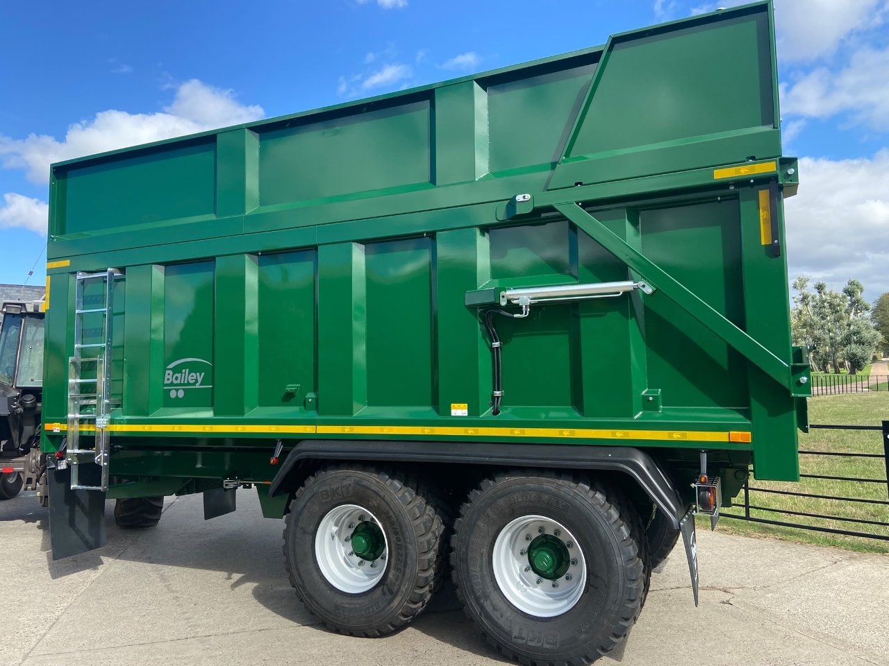 Bailey 14 ton TB silage trailer