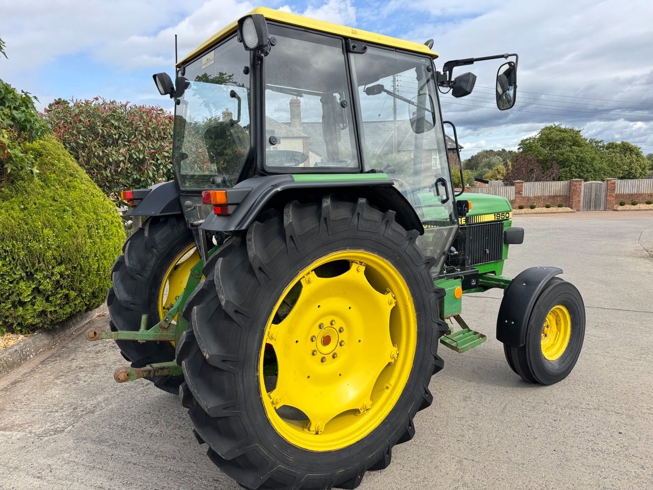 John Deere 1950