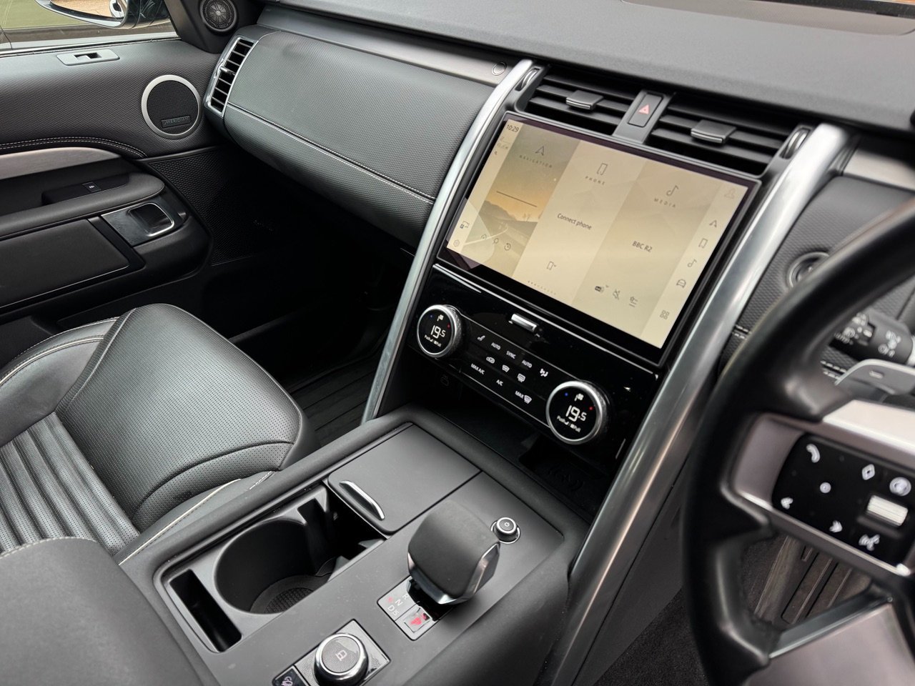 Land Rover Discovery HSE R-Dynamic Commercial D300