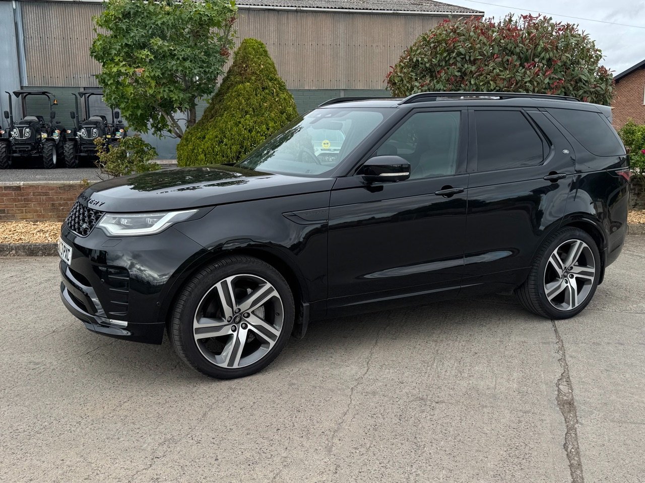 Land Rover Discovery HSE R-Dynamic Commercial D300