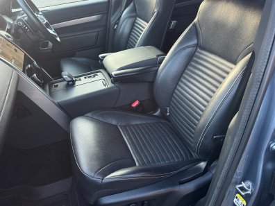 Land Rover Discovery SE R-Dynamic commercial D300