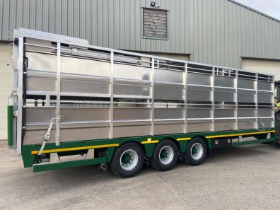 Bailey 20 ton flat deck loader livestock trailer