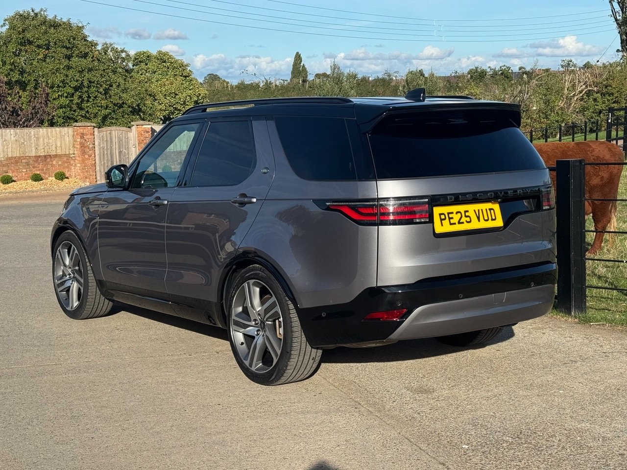 Land Rover Discovery HSE R-Dynamic Commercial D350