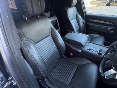 Land Rover Discovery HSE R-Dynamic Commercial D350