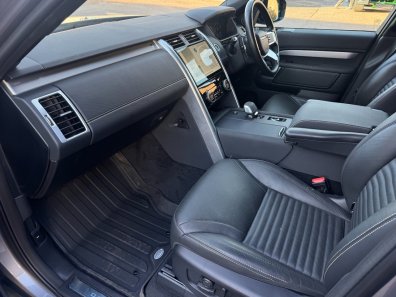 Land Rover Discovery HSE R-Dynamic Commercial D350