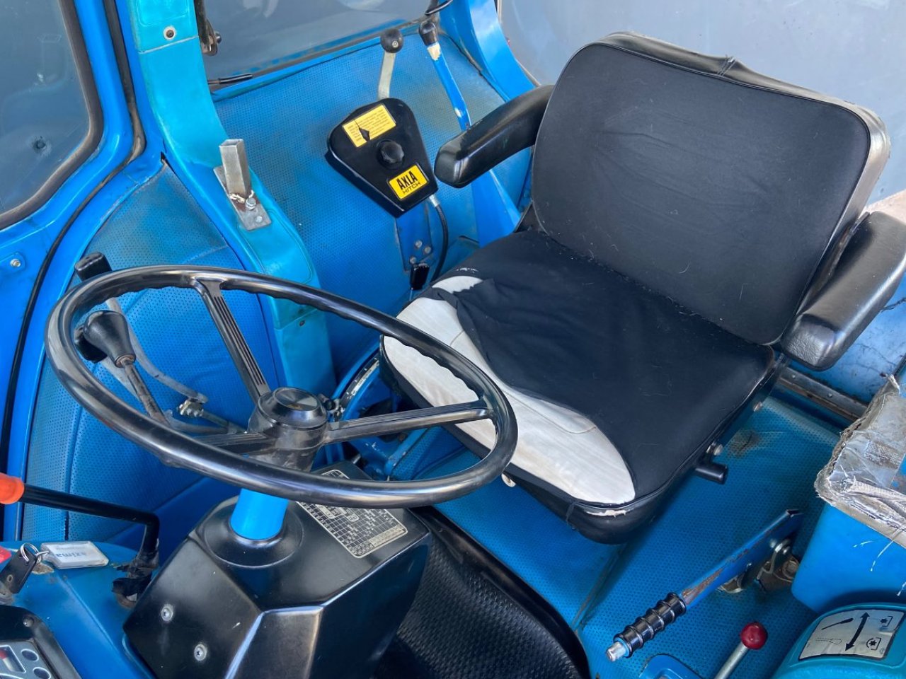 Ford 7610