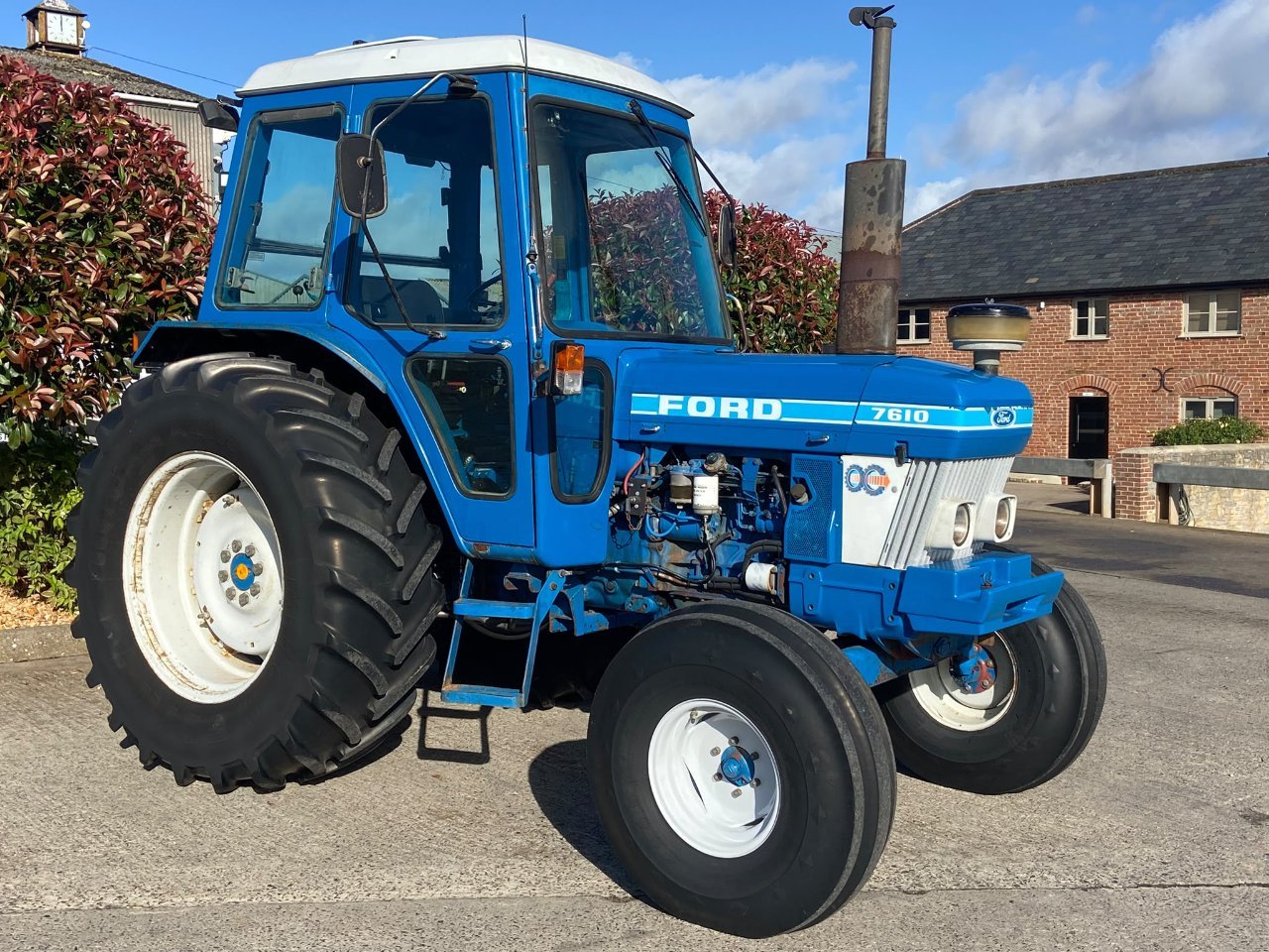 Ford 7610