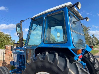 Ford 7610