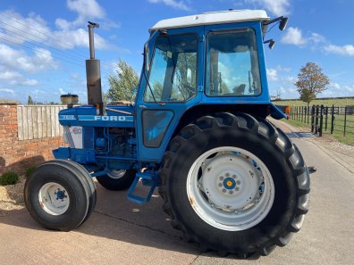 Ford 7610