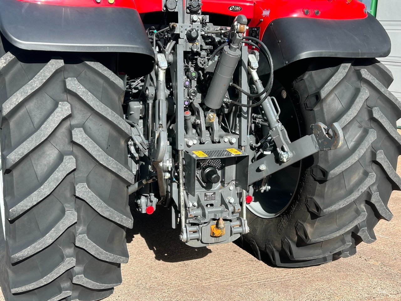 Massey Ferguson 7S.210