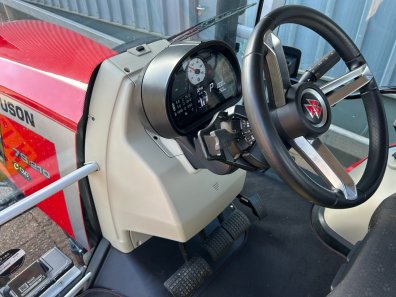 Massey Ferguson 7S.210