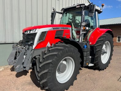 Massey Ferguson 7S.210