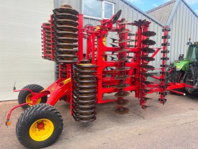 Vaderstad Carrier XL525