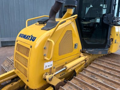 Komatsu D39 PX Bulldozer