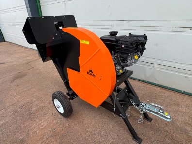 engine driven saw bench