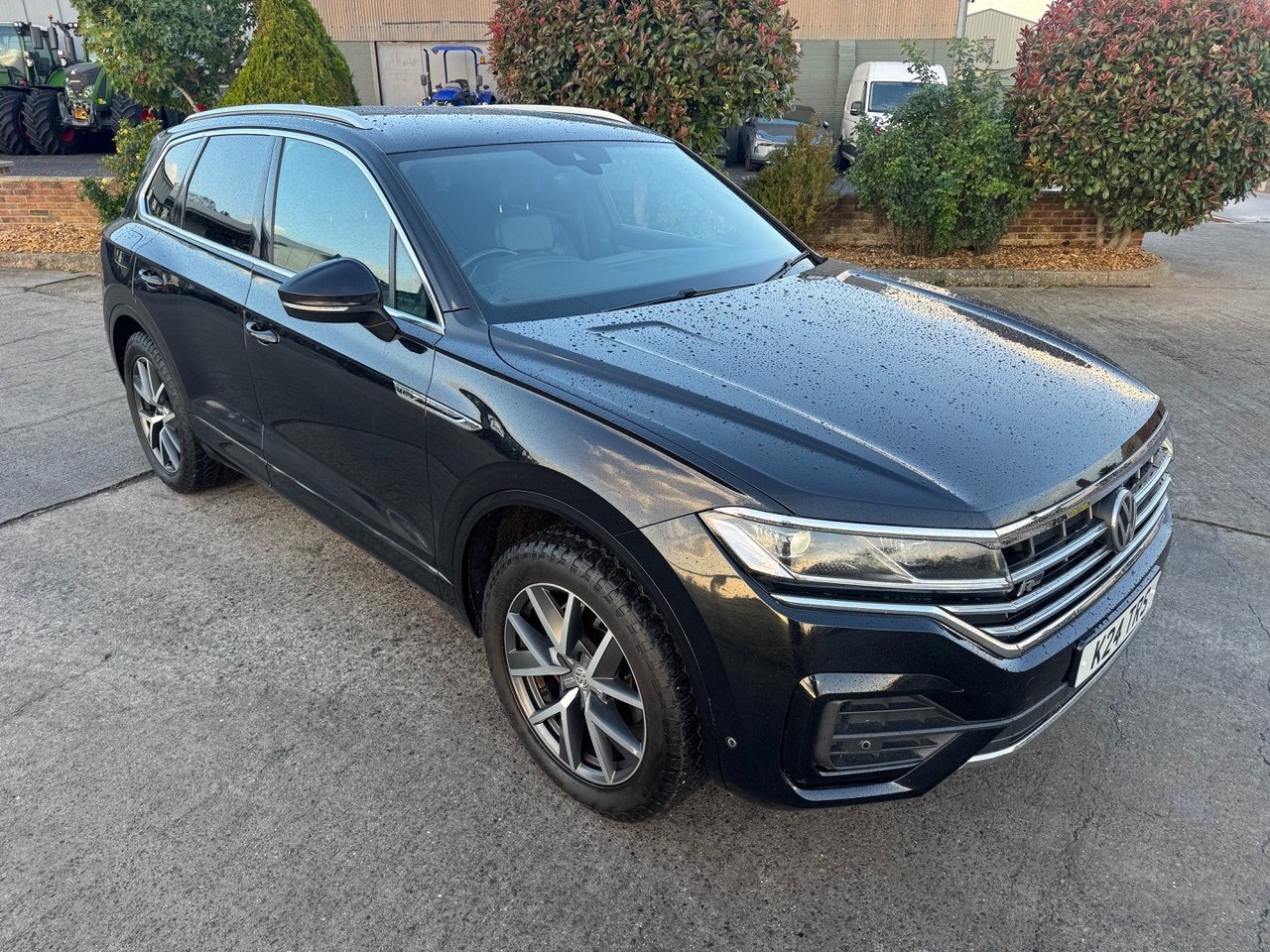 Volkswagen Touareg R Line V6 3.0 LT diesel