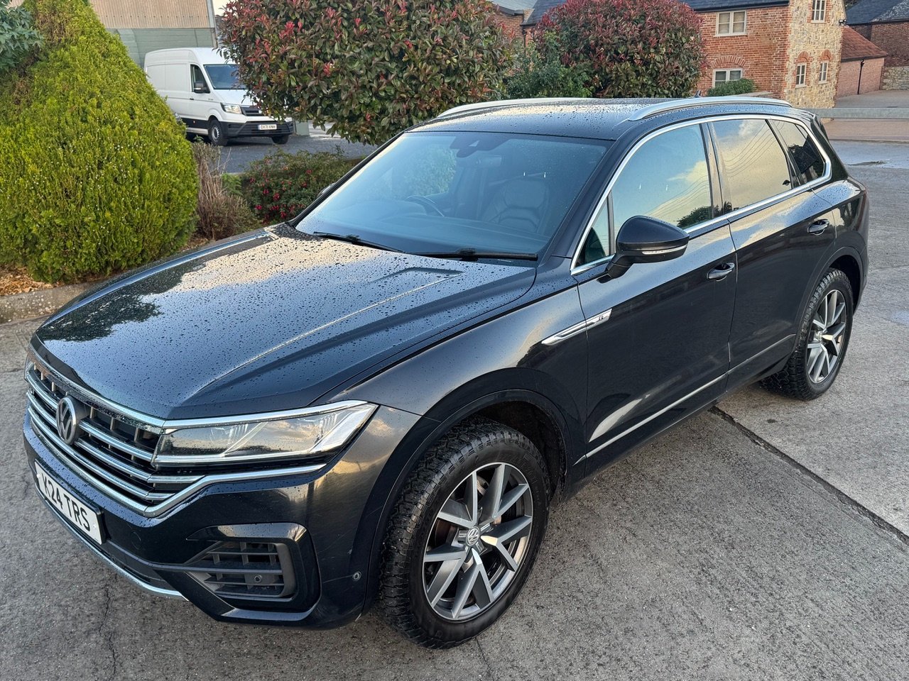 Volkswagen Touareg R Line V6 3.0 LT diesel
