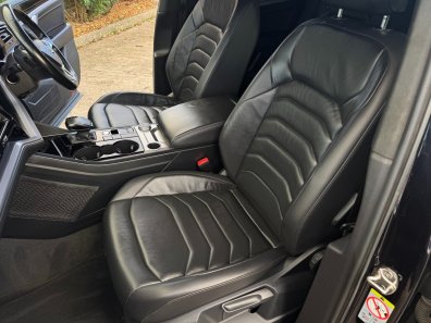 Volkswagen Touareg R Line V6 3.0 LT diesel