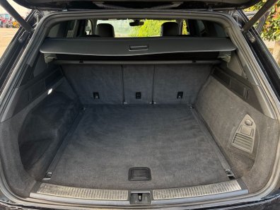 Volkswagen Touareg R Line V6 3.0 LT diesel
