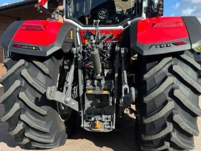 Massey Ferguson 8S.305 Xtra
