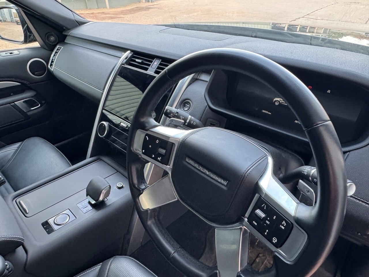 Land Rover Discovery HSE D300