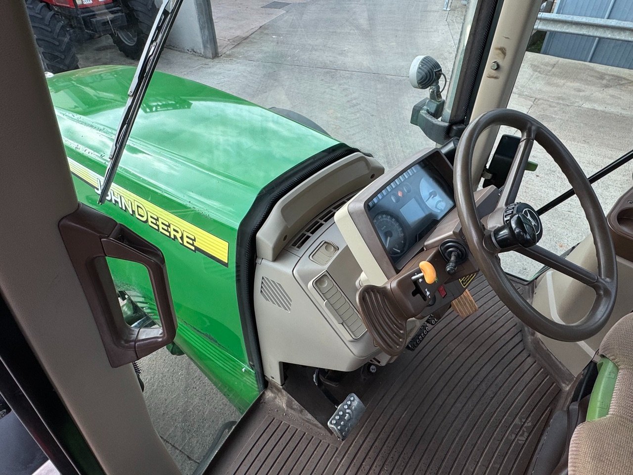 John Deere 6920S