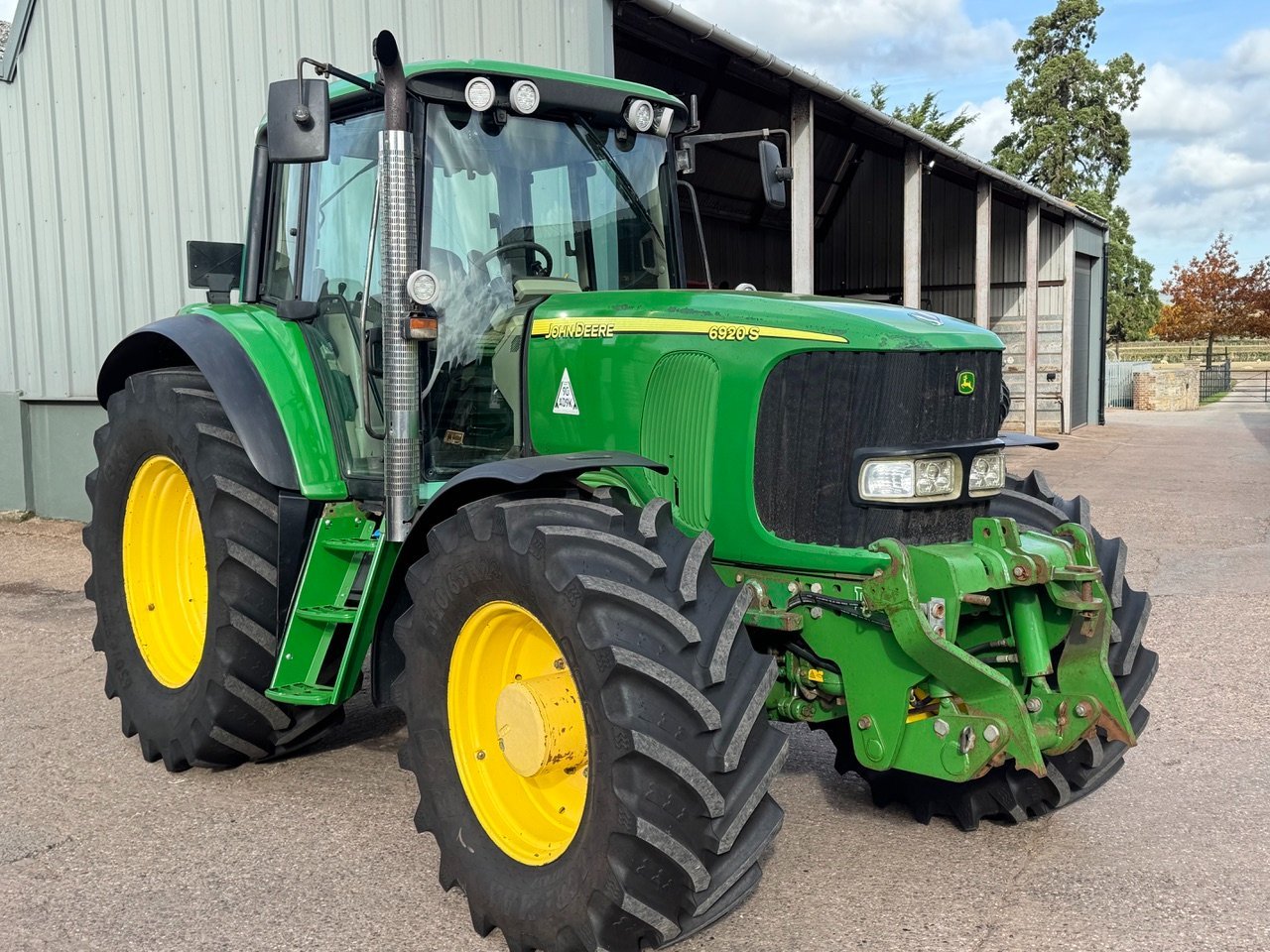 John Deere 6920S