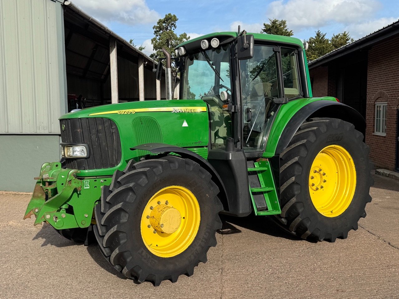 John Deere 6920S