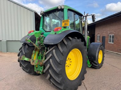 John Deere 6920S
