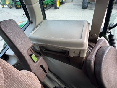 John Deere 6920S