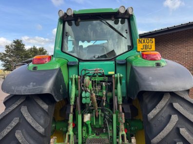 John Deere 6920S