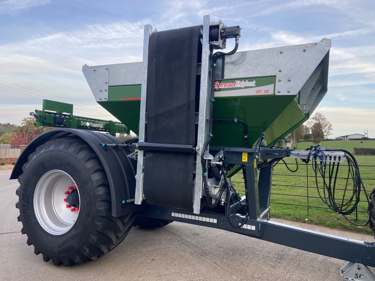 SpreadPoint TF-10 Gravel Cart